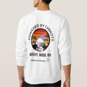 Sweatshirt Cute Bunny Hugging Carrot Retro Sunset T-Shirt (Dos)