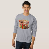 Sweatshirt **Cute Kittens Fighting Over a Gift – Funny Christ (Devant entier)