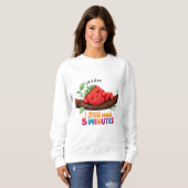 Sweatshirt Cute Sleeping Strawberry – Women’s Crewneck Sweats (Devant entier)