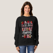 Sweatshirt Dada de la douce baie de fraise Première naissance (Devant entier)