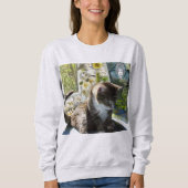 Sweatshirt de base avec le chat, les fleurs et la (Devant)