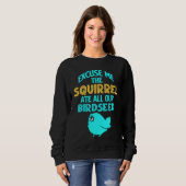 Sweatshirt Écureuil de mangeoire à oiseaux (Devant entier)