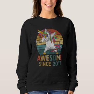 Sweatshirt Enfants géniaux depuis 2017 Dabbing Unicorn 6e ann