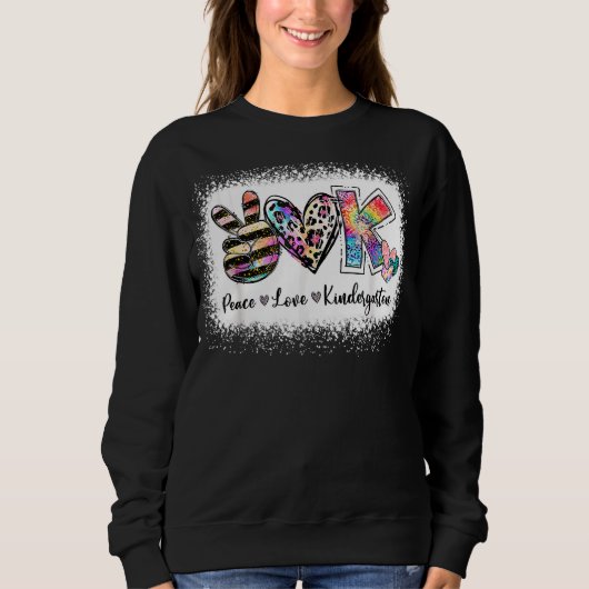 Sweatshirt Enseignant de l'année Peace Love Kindergarten Team (Devant)