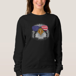 Sweatshirt Faucon cool Portant un drapeau américain Lunettes
