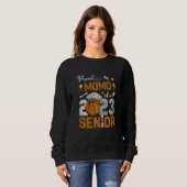 Sweatshirt Fière Momo d'une diplômée senior de basket-ball 20 (Devant entier)