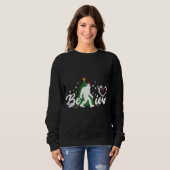 Sweatshirt Funny Christmas Bigfoot Believe Bigfoot avec Père (Devant entier)