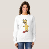 Sweatshirt Giraffe en patinage avec skateboard (Devant entier)