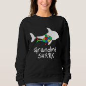 Sweatshirt Grandma Shark Puzzle pièce Cool Sensibilisation su (Devant)