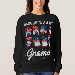 Sweatshirt Hangin' Hangin with my Gnomies mignon Noël
