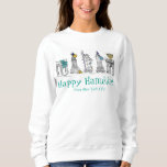 Sweatshirt Happy Hanoukka Chanukah NYC New York Points de rep<br><div class="desc">Le sweatshirt présente une illustration originale des monuments classiques de New York "habillés" pour la saison des fêtes, avec HAPPY HANOUKKA from NEW YORK CITY dans une police bleue amusante, et le Brooklyn Bridge à l'arrière. Parfait pour tous ceux qui vivent dans ou aiment NYC pendant la saison des fêtes...</div>