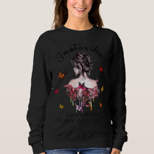 Sweatshirt Je ne suis pas une veuve Je suis une femme à un ma