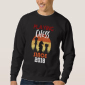 Sweatshirt Joue aux échecs depuis 2018 (Devant)