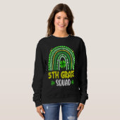 Sweatshirt Jour de la Saint Patrick d'équipe de 5e année amus (Devant entier)