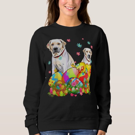 Sweatshirt Joyeux Retriever du Labrador de Pâques avec Eg de  (Devant)