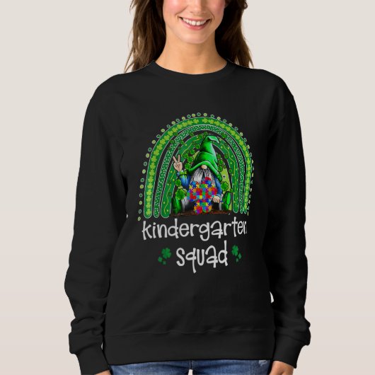 Sweatshirt Kindergarten Squad Rainbow Gnome Happy St patrick (Devant)