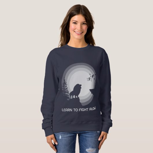 Sweatshirt Learn to Fight Alone – Lion Under Moonlight (Devant entier)