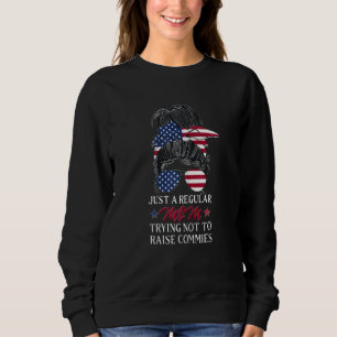 Sweatshirt Les Femmes Juste Une Maman Régulière Essayant De N