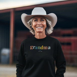 Sweatshirt Lettres Arc-en-ciel Grand-mère Établie
