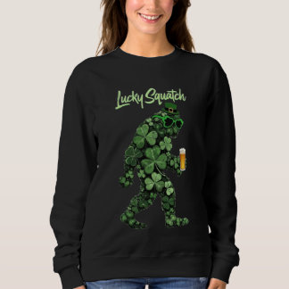 Sweatshirt Lucky Squatch St Patrick's Day Bigfoot Shamrock
