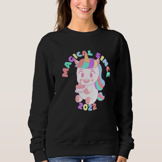 Sweatshirt Magique depuis 2022 Unicorn 1er anniversaire (Devant)