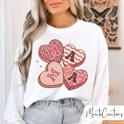 Sweatshirt Mama Retro Groovy,Hearts Mama, Mother's Day,