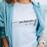 Mommy Elegant Typographie personnalisée Date cadea