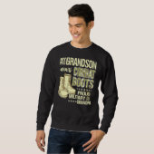 Sweatshirt Mon petit-fils porte des bottes de combat fière ar (Devant entier)