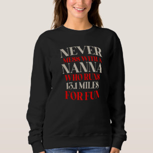 Sweatshirt Nanna Qui Dirige La Moitié Marathon Courir Des Dit