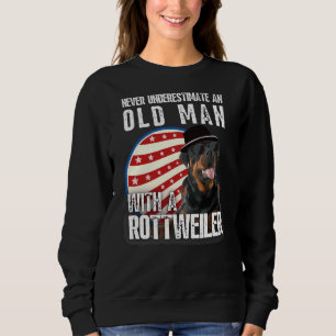 Sweatshirt Ne Sous-Estimez Jamais Un Vieux Homme Avec Un Rott