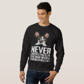 Sweatshirt Never underestimate an old man with a cornish rex  (Devant entier)
