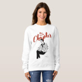 Sweatshirt One More Chapter Red Script l Book Lovers & Reader (Devant entier)