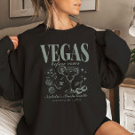 Sweatshirt Personnalisé Las Vegas Bachelorette Party<br><div class="desc">Ajoutez une touche de chaleur et de style à votre soirée bachelorette Las Vegas avec notre Sweatshirt cravate Emerald Green "Vegas Before Vows" Custom Las Vegas Bachelorette Party Crewneck. Cette sweatshirt polyvalente et branchée allie confort et design rétro inspiré du casino, ce qui en fait la tenue parfaite pour votre...</div>