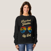 Sweatshirt Preschool kindergarten educator off duty teacher   (Devant entier)