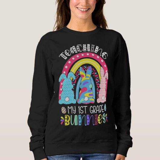 Sweatshirt Rainbow Enseigner mes lapins de 1ère année Pâques (Devant)