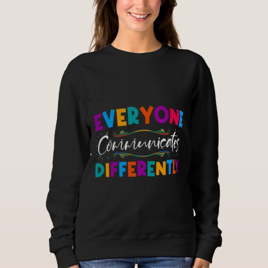 Sweatshirt Rd Tout Le Monde Différent Autisme Spécia (Devant)