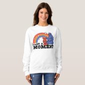 Sweatshirt Rue Sésame | Elmo & Cookie Take a Moment (Devant entier)