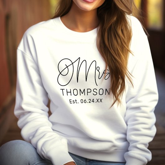 Sweatshirt Script Mme Monogramme Nom de Famille de la Mariée