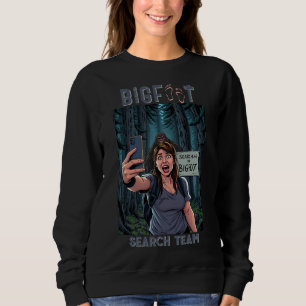 Sweatshirt Selfie Sasquatch Bigfoot