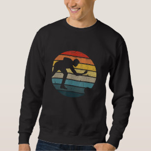 Sweatshirt Silhouette De Bowling Sur Un Coucher De Soleil Rét
