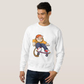 Sweatshirt Singe comme patineur avec skateboard (Devant entier)