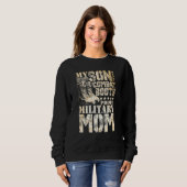 Sweatshirt Son porte des bottes de combat Mère militaire Fami (Devant entier)