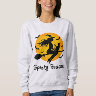 Sweatshirt Sorcière et chat noir volant à travers la pleine l