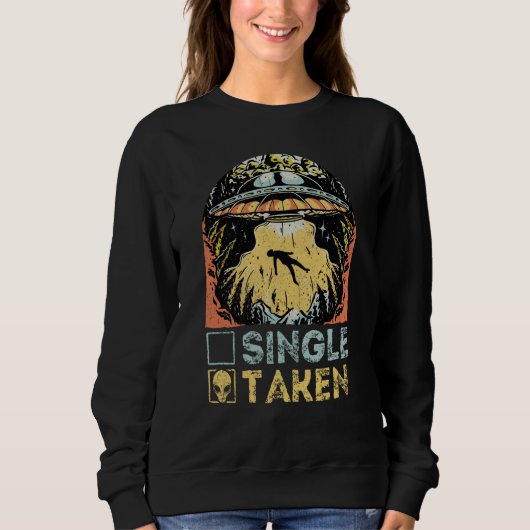 Sweatshirt Taken Valentine's Day Roses Date Night Flowers Fun (Devant)