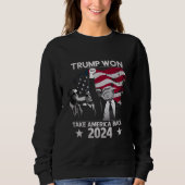 Sweatshirt Trump remporte à nouveau l'Amérique en 2024 (Devant)