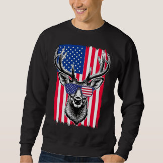 Sweatshirt Un cerf patriotique portant des lunettes de soleil