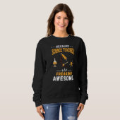 Sweatshirt Un professeur de sciences freiner un microscope gé (Devant entier)