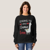 Sweatshirt Valentines Day Sending You a Whole Llama Love (Devant entier)