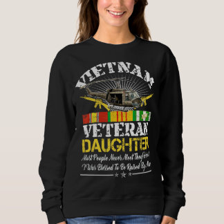 Sweatshirt Vietnam Vétérinaire Fille Élevée Par Mon Héros Mil