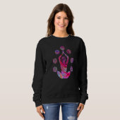 Sweatshirt Yoga Meditation Pose with Spirals in Red and Pink  (Devant entier)